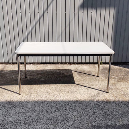 ミーティングテーブル 脚シルバー 幅1500✕奥行750✕高さ700mm[MT