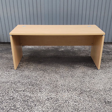 木製デスク ナチュラル 幅1600✕奥行700✕高さ700mm[DS-109