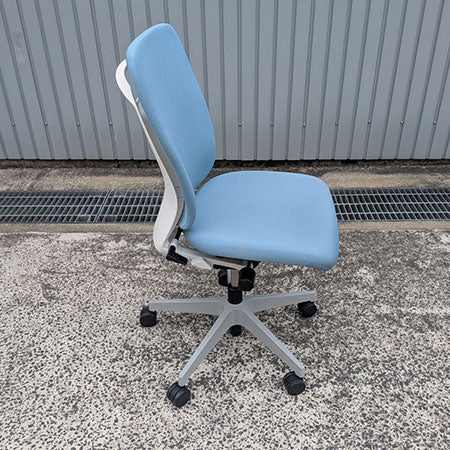 オフィスチェア ITOKI フルゴチェア 肘なし[OC-375]