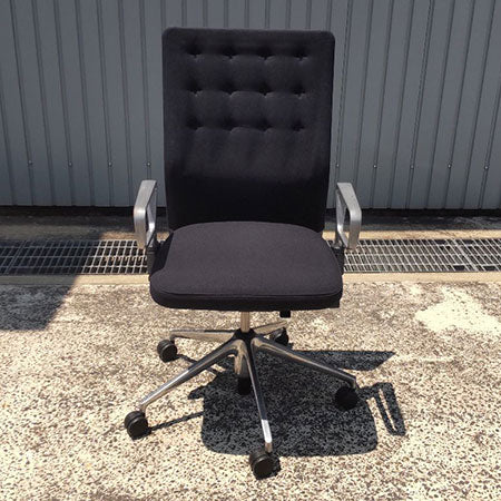 オフィスチェア Vitra ID トリム 肘付き ブラック[OC-264]