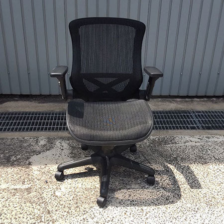 オフィスチェア 跳ね上げアーム メッシュ ブラック Bayside Furnishings[OC-267]