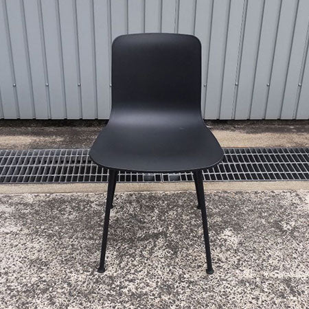 ミーティングチェア Vitra ハル RE チューブ ブラック[MC-174]