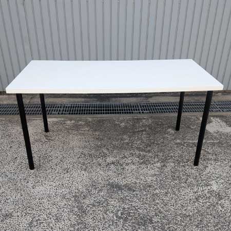 テーブル IKEA 幅1500✕奥行750✕高さ703㎜ 天板ホワイト✕脚ブラック[MT-227]