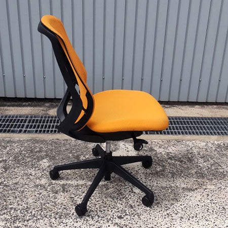 オフィスチェア オカムラ シルフィー 肘無し オレンジ[OC-291]