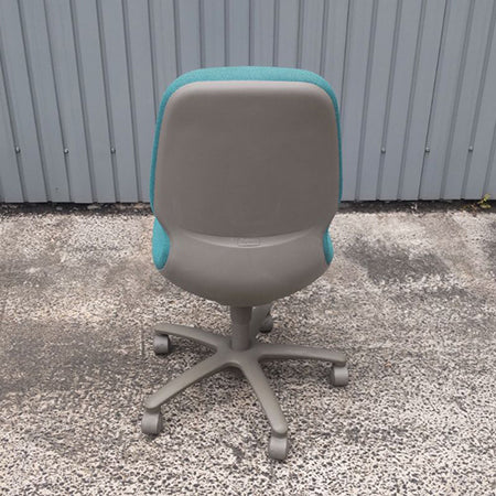 オフィスチェア オカムラCXシリーズCX35GR ハイバック グリーン[OC-293]