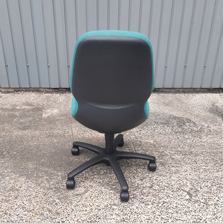 オフィスチェア オカムラCXシリーズCX35ZR ハイバック グリーン[OC-294]