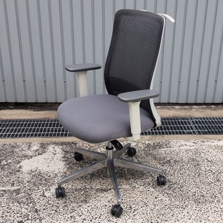 オフィスチェア ワークチェアK11-GMW BK 肘付き ハンガー付き[OC-298]