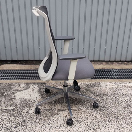 オフィスチェア ワークチェアK11-GMW BK 肘付き ハンガー付き[OC-298]