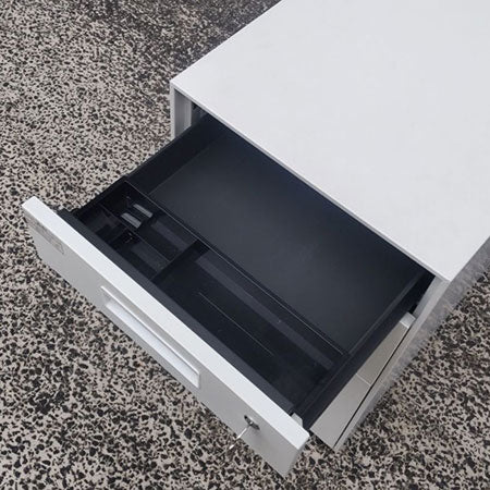 ワゴン ３段 PLUSフラットOAサイドキャビネット ホワイト 幅394✕奥行550✕高さ616mm[WG-040]