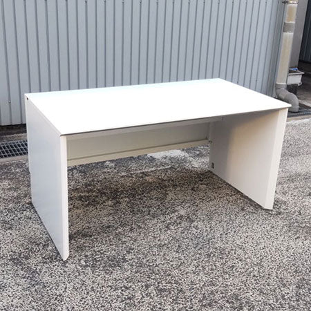 オフィスデスク イナバフレイシリーズ 幅1400✕奥行730✕高さ720mm[DS-114]