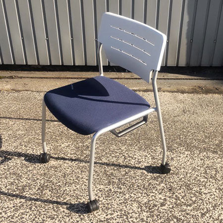 ミーティングチェア ITOKI KLC-955 Eleck SC ブルー[MC-235]