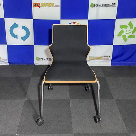 【中古0円無料】ミーティングチェア キャスター付 ポーランド製 コンベルサ ブラック[MC-098]