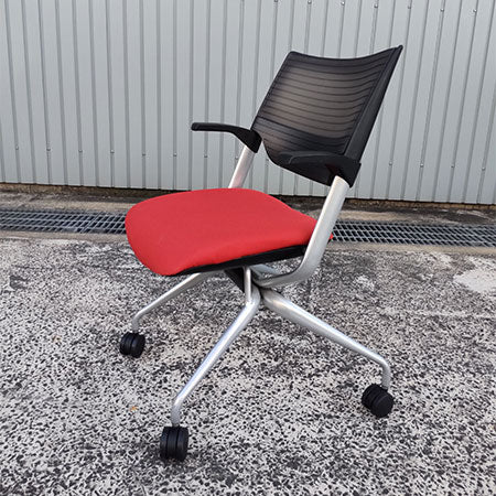 中古0円無料】ミーティングチェア スタッキングチェア イトーキ 中古0円無料】ミーティングチェア スタッキングチェア イトーキ