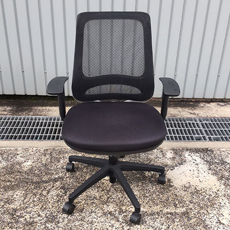 オフィスチェア GS210 ブラック 高さ調整機能付き肘付き[OC-315]