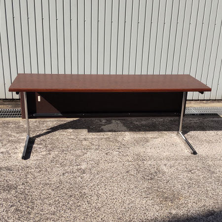 会議テーブル ITOKI 木天板 幅1800✕奥行600✕高さ700mm[MT-186]