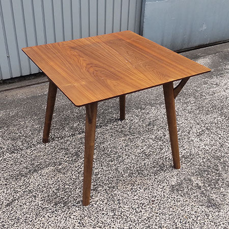 木製テーブル 幅800✕奥行800✕高さ705㎜ 正方形ダイニングテーブル[MT-187]