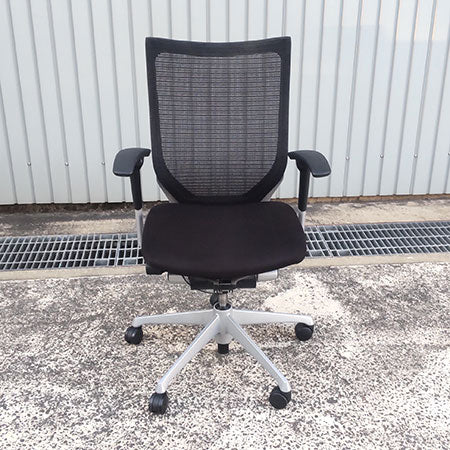 オフィスチェア okamura バロンチェア ハイバック アジャスト肘付き ブラック[OC-329]