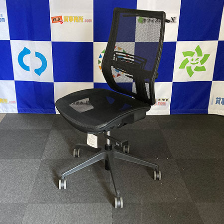 【中古0円無料】オフィスチェア ライオン レオ 肘無し ハンガー付 ブラック [OC-186]