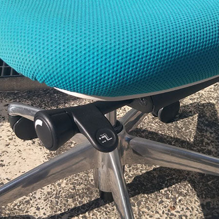 オフィスチェア okamura サブリナ ハイバック ブルー[OC-349]