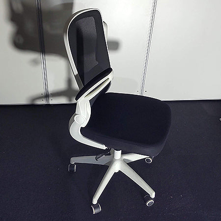 【中古0円無料】FelixKing オフィスチェア 人間工学椅子 肘付き ホワイト[OC-010]